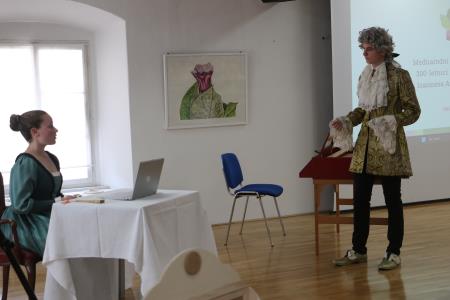 05 Skeč dijakov na mdenarodnem simpoziju v Idriji